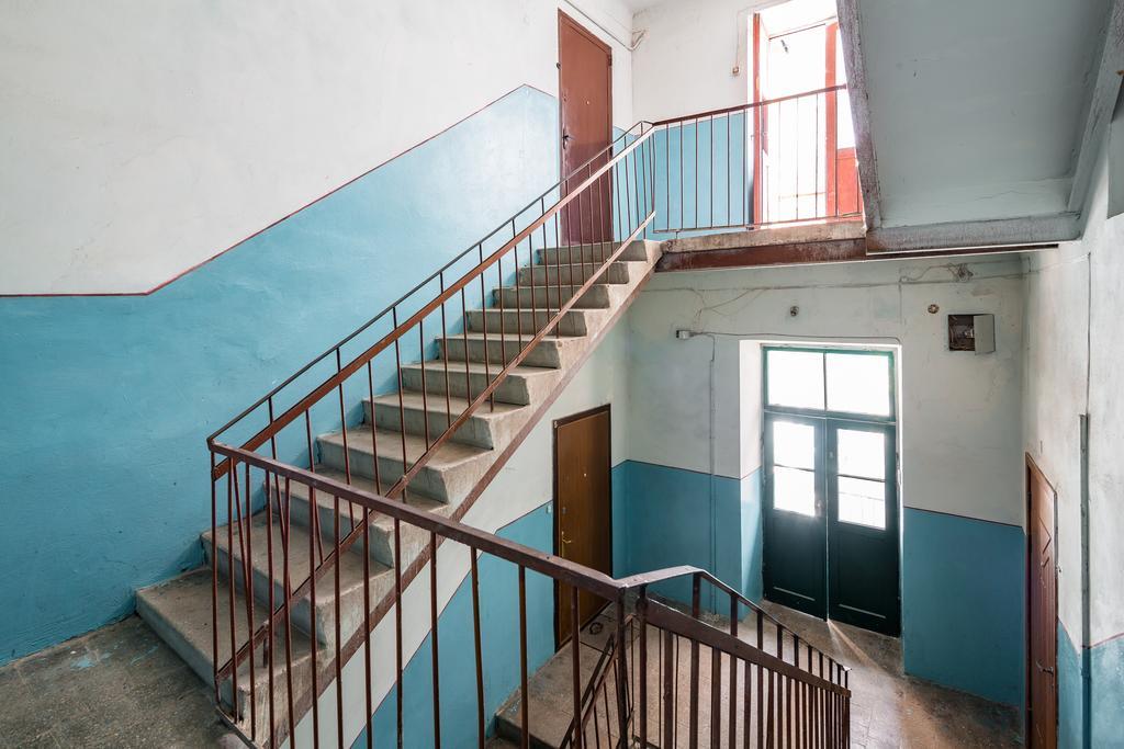 Nice Apartment Near Rynok Square Є Кондиціонер Світла Не Вимикали ลวีฟ ภายนอก รูปภาพ