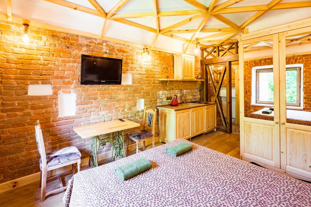 Nice Apartment Near Rynok Square Є Кондиціонер Світла Не Вимикали ลวีฟ ภายนอก รูปภาพ